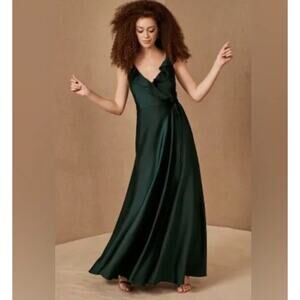 Elegant Green Evening Gown